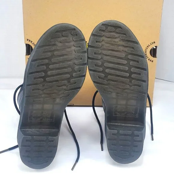 Dr MARTENS BLACK LEATHER BOOTS NON-SLIP 16 EYE BOOTS OIL RESISTANT SOLES - Picture 7 of 9